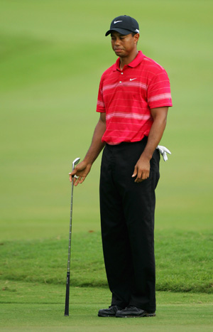 tiger-woods-golf.jpg